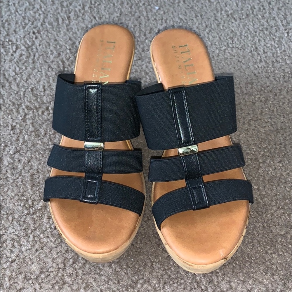 Black Wedges
